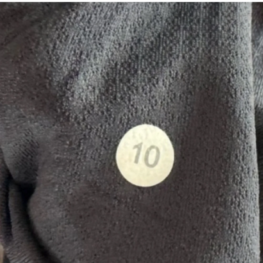⭐️ Lululemon Gray Zip-Up Jacket